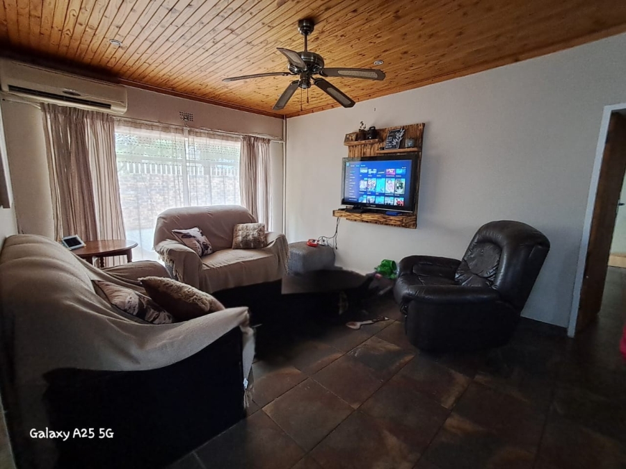 2 Bedroom Property for Sale in Sasolburg Ext 11 Free State